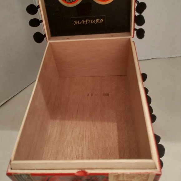 Suenos de Saundra Upcycle Extremely Rare Maduro 2012  Cigar Box, Storage Box - Picture 11 of 12